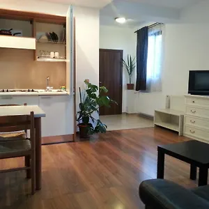 Banu Manta Bucarest