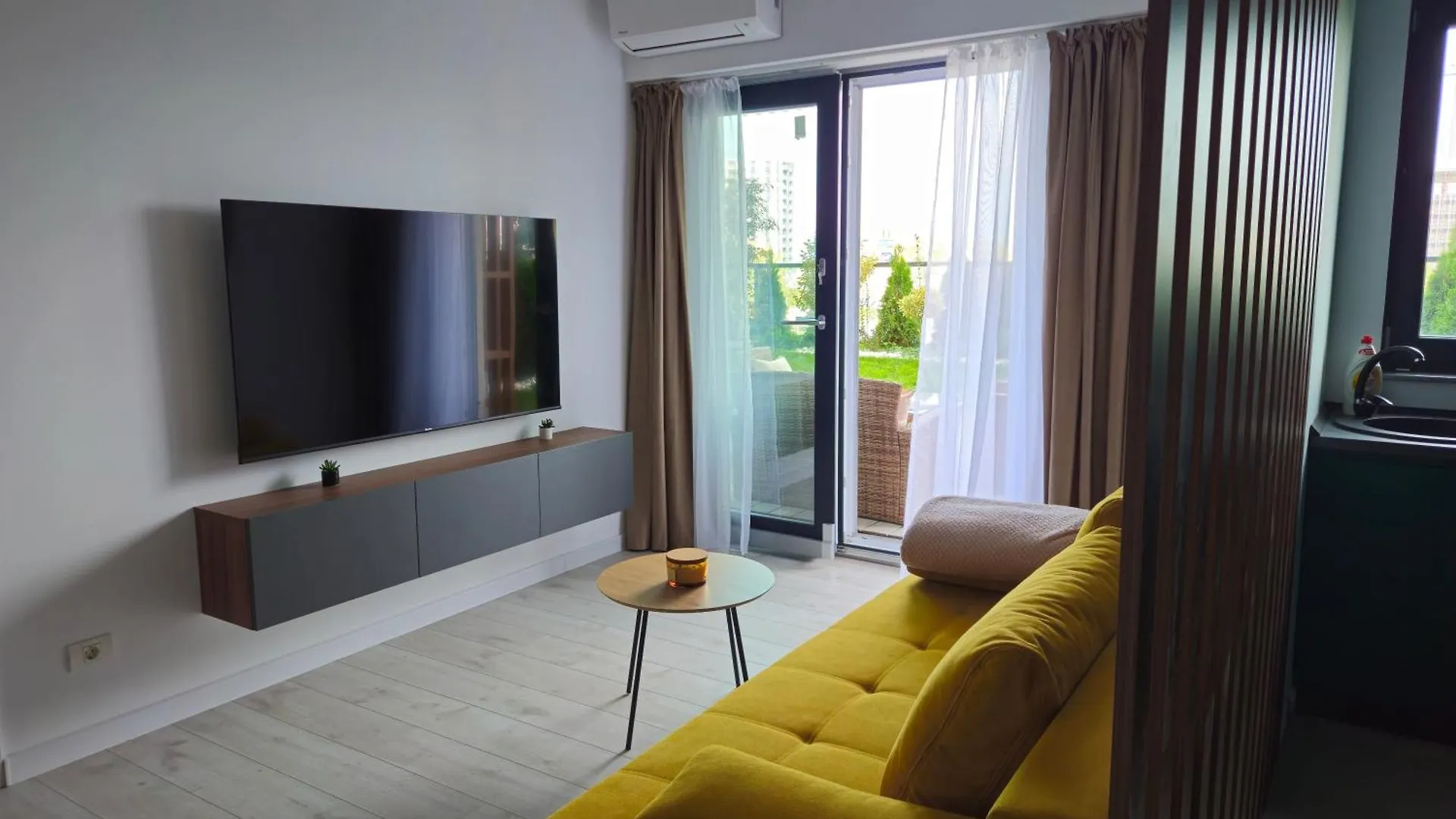 Apartment Como Park Inn Bucharest Romania