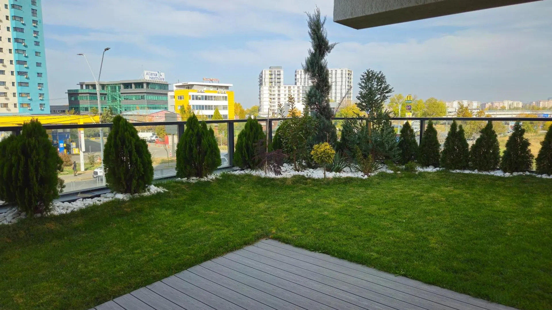 Como Park Inn Bucharest 0*,  Romania